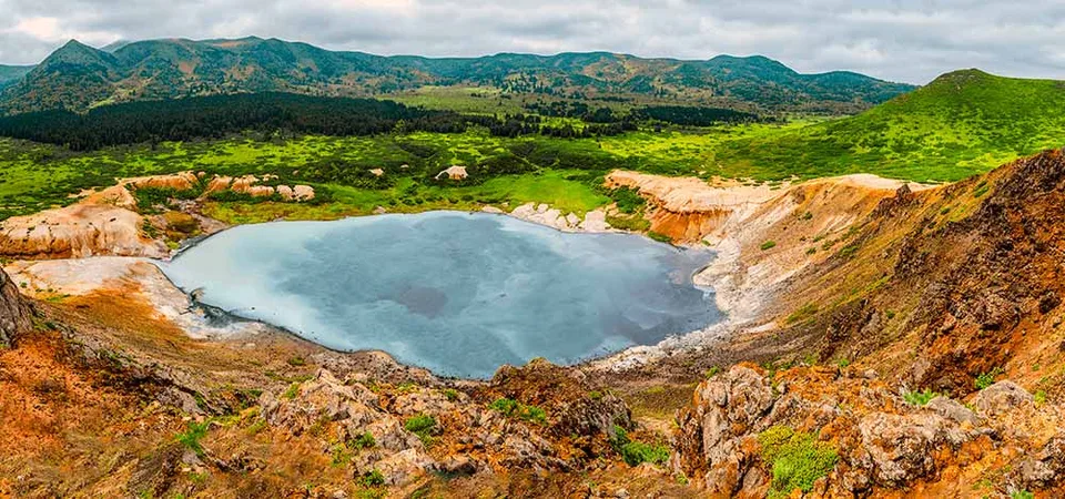 Кальдера вулкана Головнина, Кунашир