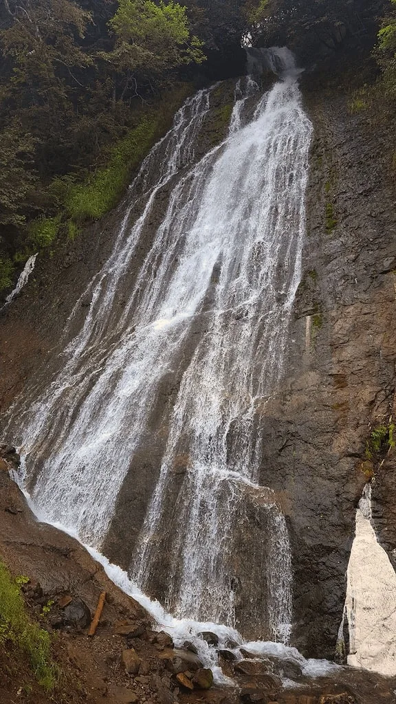 Клоковский водопад, Сахалин